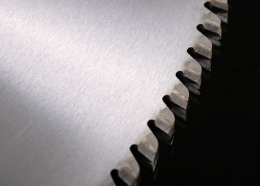 κυκλικές λεπίδες πριονιών αντι αυλακώσεων κλονισμού συνήθειας για την τέμνουσα μηχανή αλουμινίου